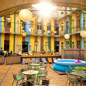 Casa De La Musica Hostel